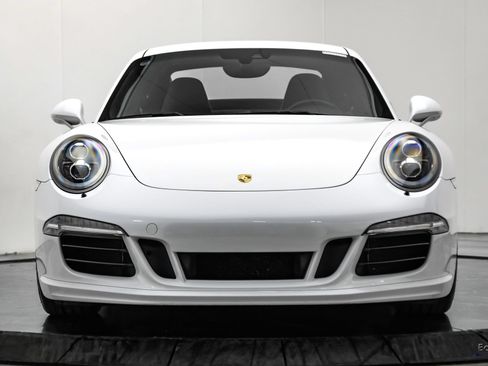 Used 2015 Porsche 911 Carrera GTS RWD image 27