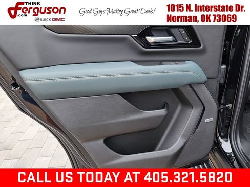 New 2026 GMC Yukon AT4 w/ AT4 Premium Plus Package AWD/4WD image 49