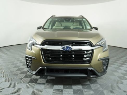 New 2025 Subaru Ascent Limited image 2