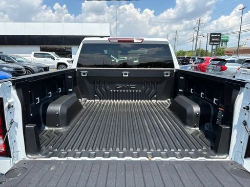 Certified 2026 GMC Sierra 1500 Elevation AWD/4WD image 15