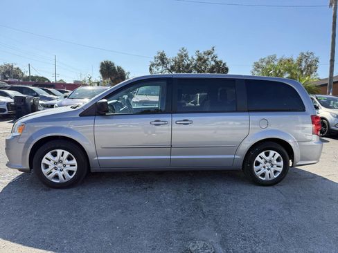 Used 2015 Dodge Grand Caravan SE w/ Quick Order Package 29E SE image 4