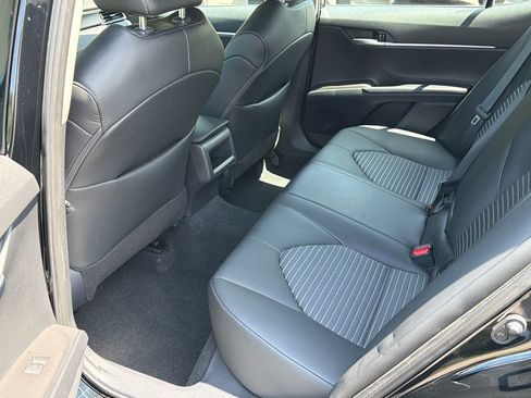 Used 2024 Toyota Camry SE FWD image 13