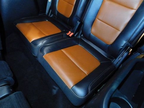 Used 2019 Ford Explorer XLT w/ XLT Desert Copper Package image 78