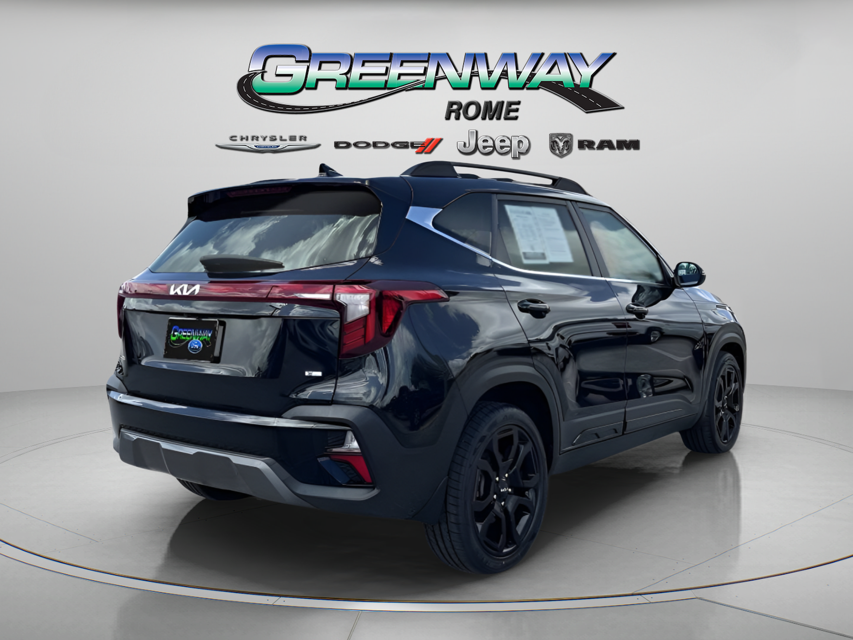 Used 2024 Kia Seltos X-Line AWD/4WD image 11