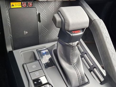New 2025 Toyota Tacoma TRD Off-Road AWD/4WD image 13