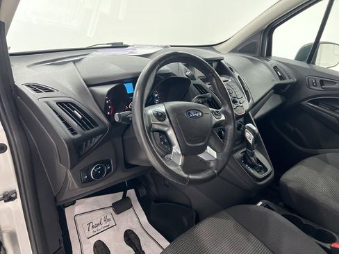 Used 2018 Ford Transit Connect XL image 9