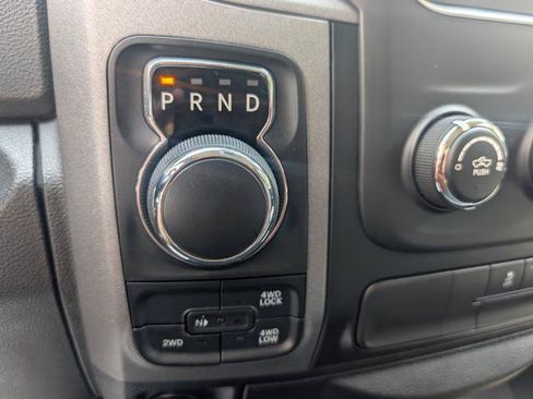Used 2018 RAM 1500 Express w/ Express Value Package AWD/4WD image 9