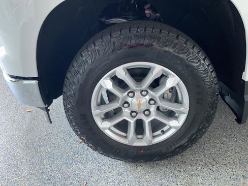 New 2025 Chevrolet Silverado 1500 LT w/ Z71 Off-Road Package AWD/4WD image 34