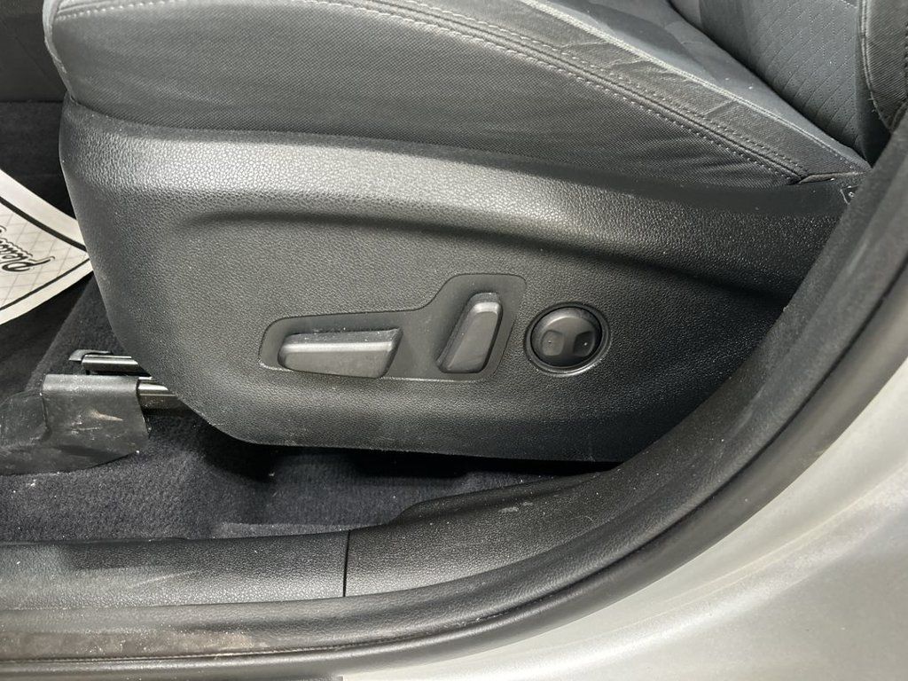 Used 2020 Kia Sorento LX w/ LX I4 Convenience Package AWD/4WD image 10