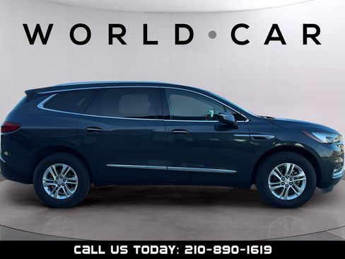 Used 2019 Buick Enclave Essence FWD image 2