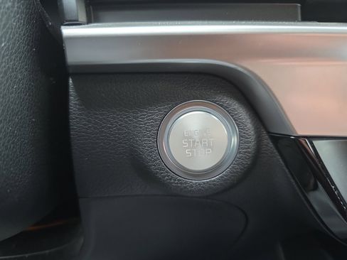 Used 2024 Kia Telluride LX image 16