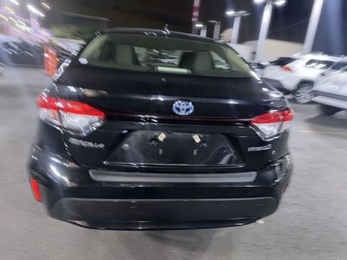 Used 2022 Toyota Corolla LE w/ Carpet Mat Package (TMS) image 4