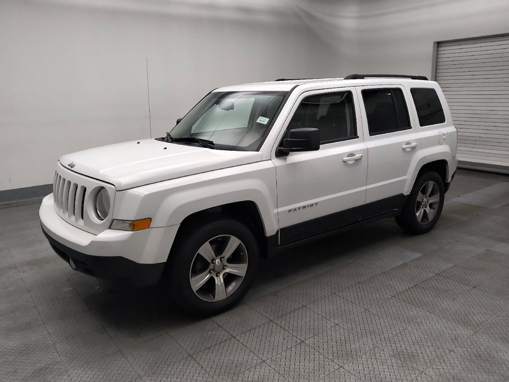 Used 2016 Jeep Patriot Sport w/ Power Value Group FWD image 2