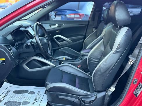 Used 2016 Hyundai Veloster Turbo w/ Option Group 04 image 18