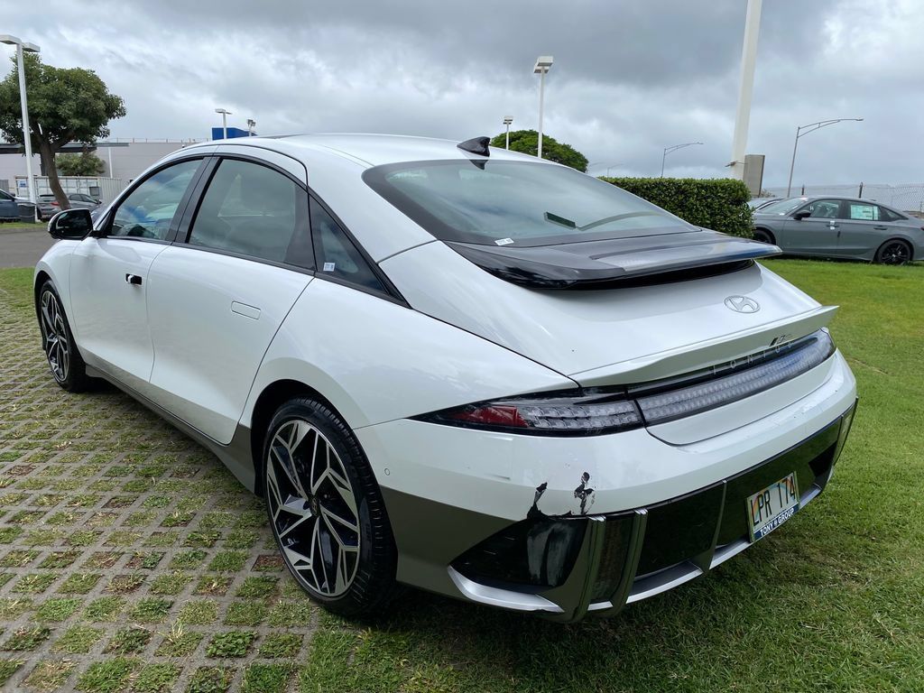 Used 2024 Hyundai Ioniq 6 Limited RWD image 23