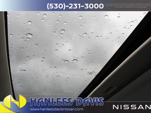 Used 2017 Ford Focus Titanium image 22