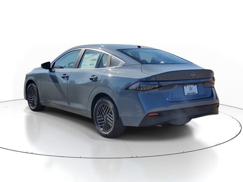New 2026 Nissan Sentra SV FWD image 3