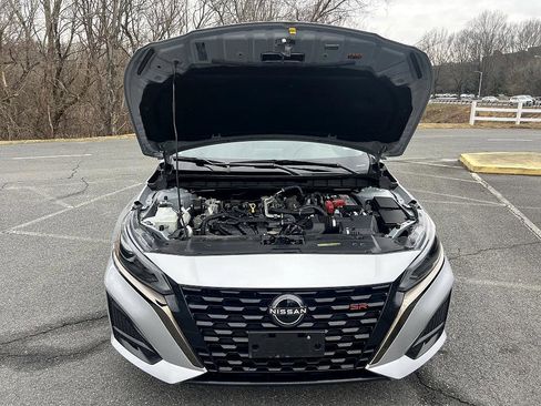 Certified 2024 Nissan Altima 2.5 SR image 9