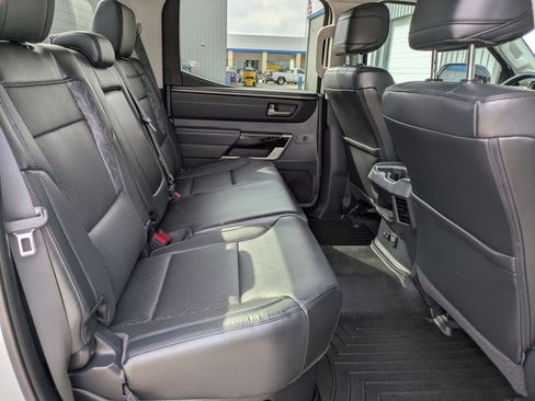 Used 2024 Toyota Tundra Limited image 23