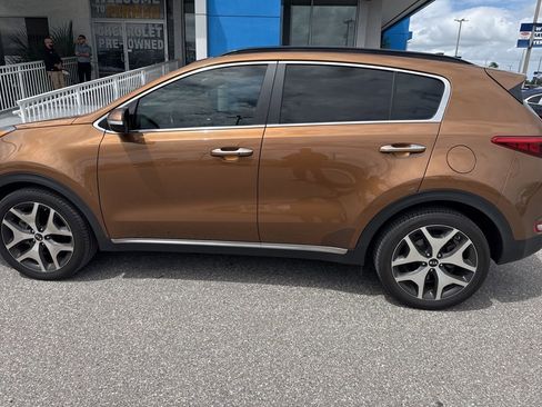 Used 2018 Kia Sportage SX image 5