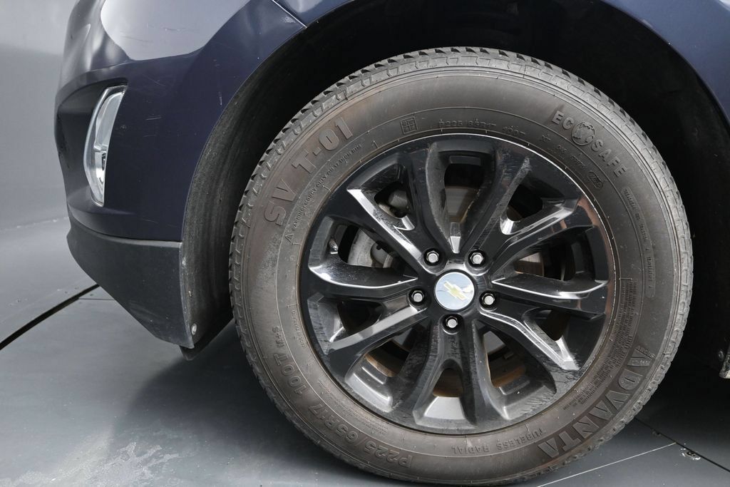 Used 2018 Chevrolet Equinox LS FWD image 16