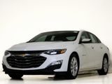 Used 2024 Chevrolet Malibu LT image 3