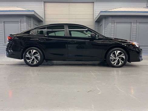 Certified 2025 Subaru Legacy Premium w/ Popular Package #1A image 8