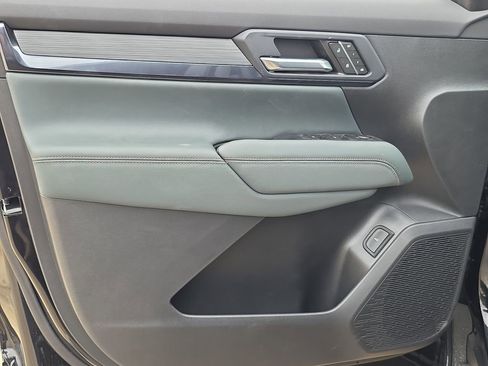 New 2026 GMC Terrain AT4 w/ Convenience Package III image 27