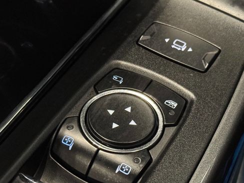 Used 2023 Ford F150 Lariat w/ Equipment Group 502A High image 31