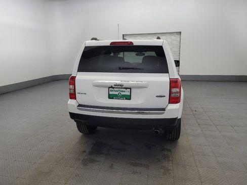 Used 2016 Jeep Patriot High Altitude image 7