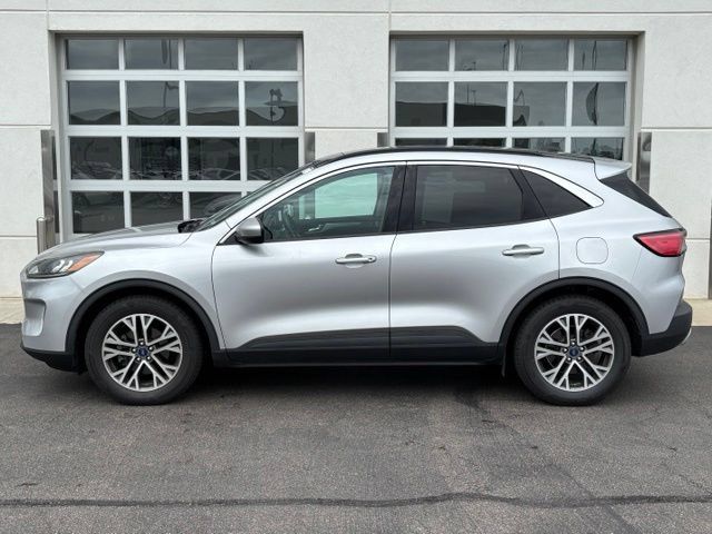 Used 2020 Ford Escape SEL FWD image 3