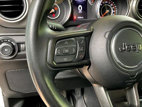 Used 2022 Jeep Wrangler Unlimited Sport AWD/4WD image 11