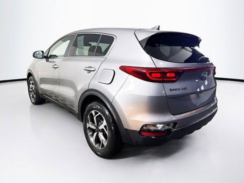 Used 2020 Kia Sportage LX image 7