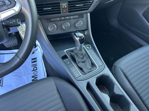 Used 2024 Volkswagen Jetta S image 20