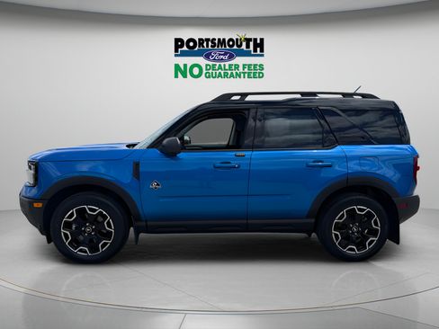 Used 2025 Ford Bronco Sport Outer Banks w/ Outer Banks Tech Package+ AWD/4WD image 2