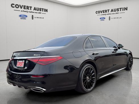 Used 2023 Mercedes-Benz S 500 4MATIC w/ AMG Line image 9