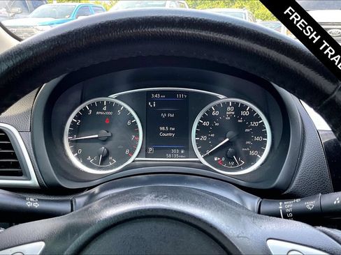 Used 2019 Nissan Sentra SV w/ Special Edition Package FWD image 15