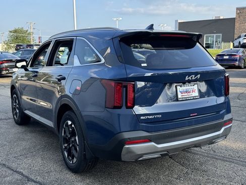 New 2026 Kia Sorento S w/ S Panoramic Sunroof Package FWD image 12