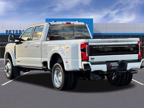 Used 2026 Ford F450 Platinum w/ FX4 Off-Road Package image 6