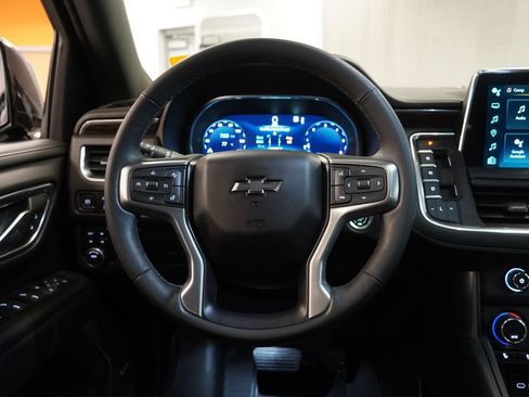 Used 2023 Chevrolet Tahoe Z71 w/ Luxury Package AWD/4WD image 22