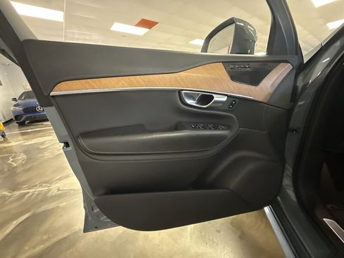 Used 2020 Volvo XC90 T6 Inscription w/ Protection Package Premier AWD/4WD image 16