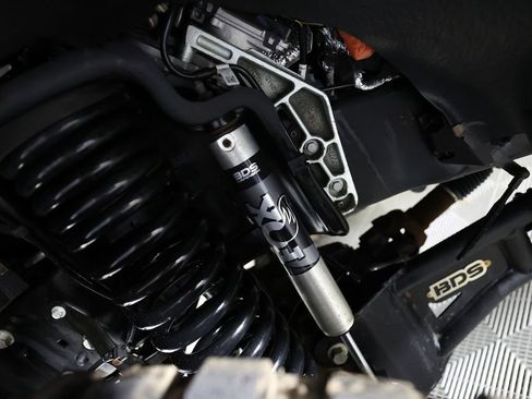 Used 2025 Ford F250 Platinum w/ Platinum Plus Package AWD/4WD image 48