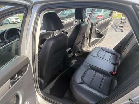 Used 2014 Volkswagen Passat 1.8T Wolfsburg Edition FWD image 15
