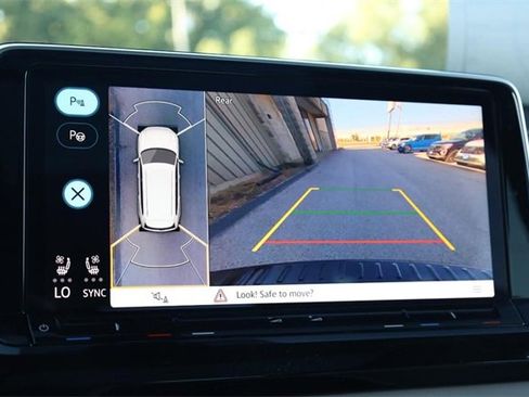 New 2026 Volkswagen Atlas SEL Premium R-Line image 18