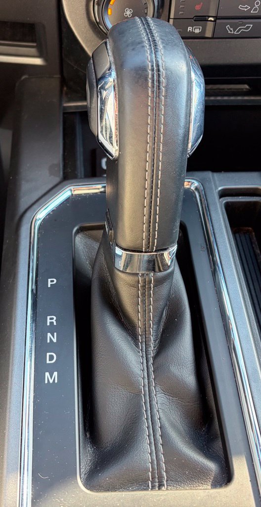 Used 2018 Ford F150 XLT w/ Equipment Group 302A Luxury AWD/4WD image 14