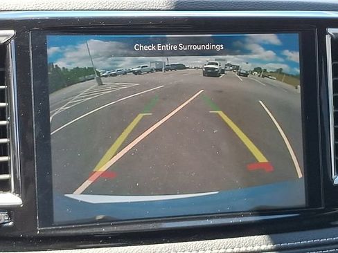 Used 2025 Chrysler Pacifica Limited FWD image 18