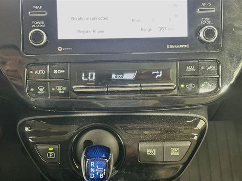 Used 2021 Toyota Prius LE FWD image 23