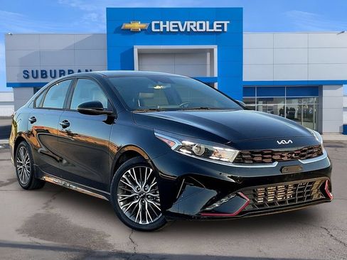 Used 2022 Kia Forte GT-Line FWD image 2