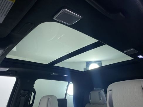 New 2025 Cadillac Escalade Sport Platinum image 10