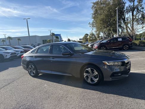 Certified 2018 Honda Accord EX-L image 10